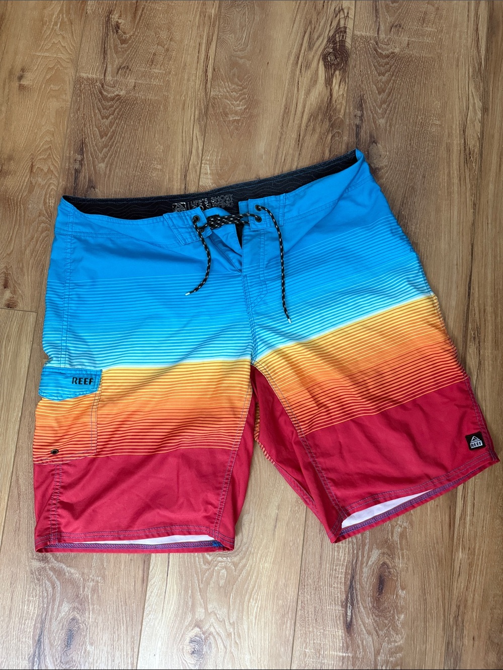 Reef Men's Blue and Red Gradient Swim Shorts